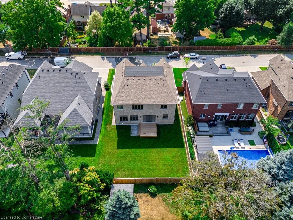 31 Bayside Court