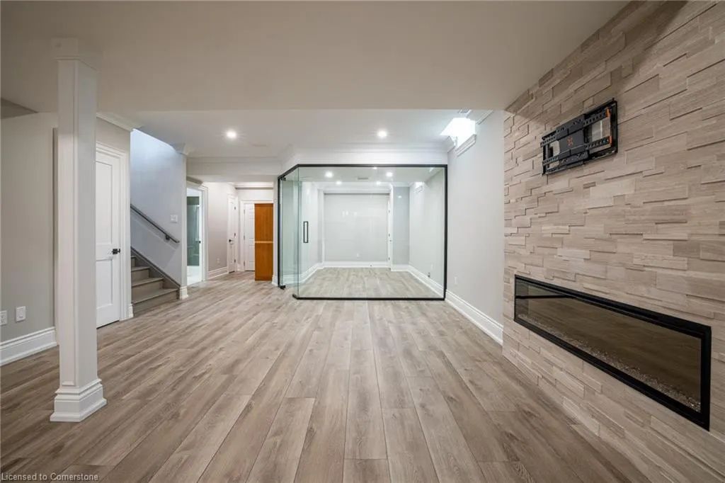31 Bayside Court