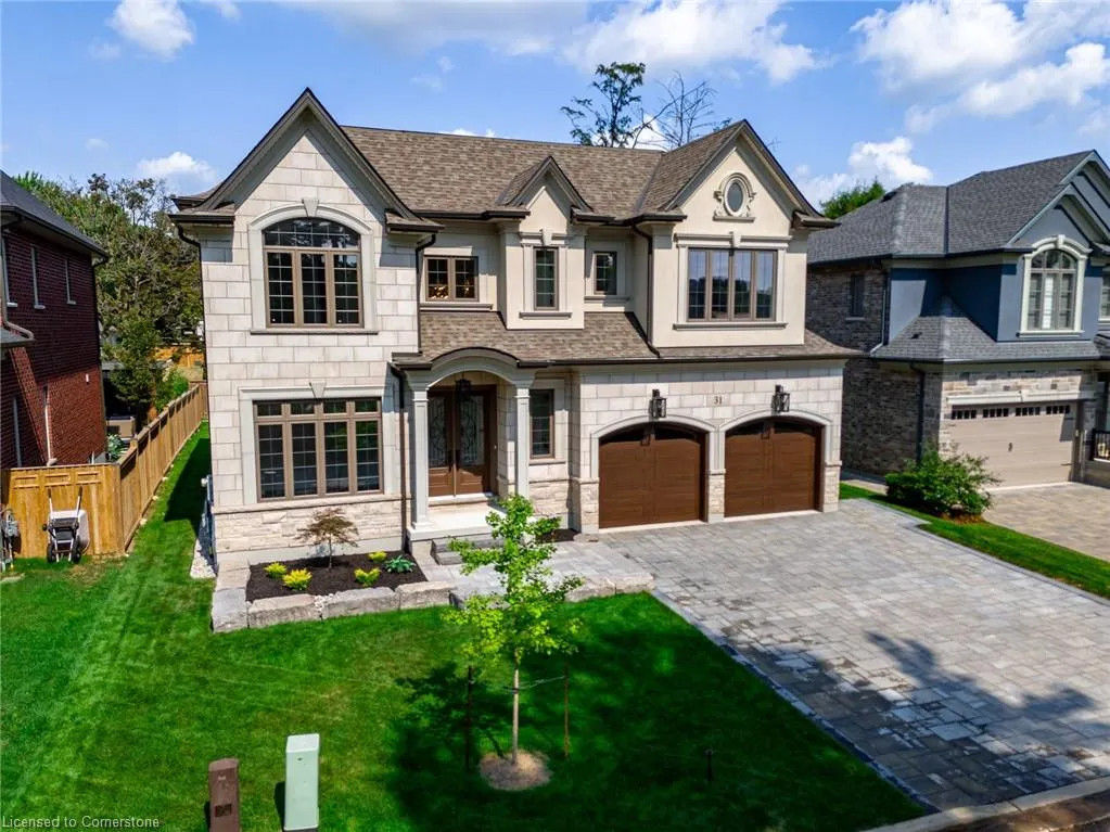 31 Bayside Court