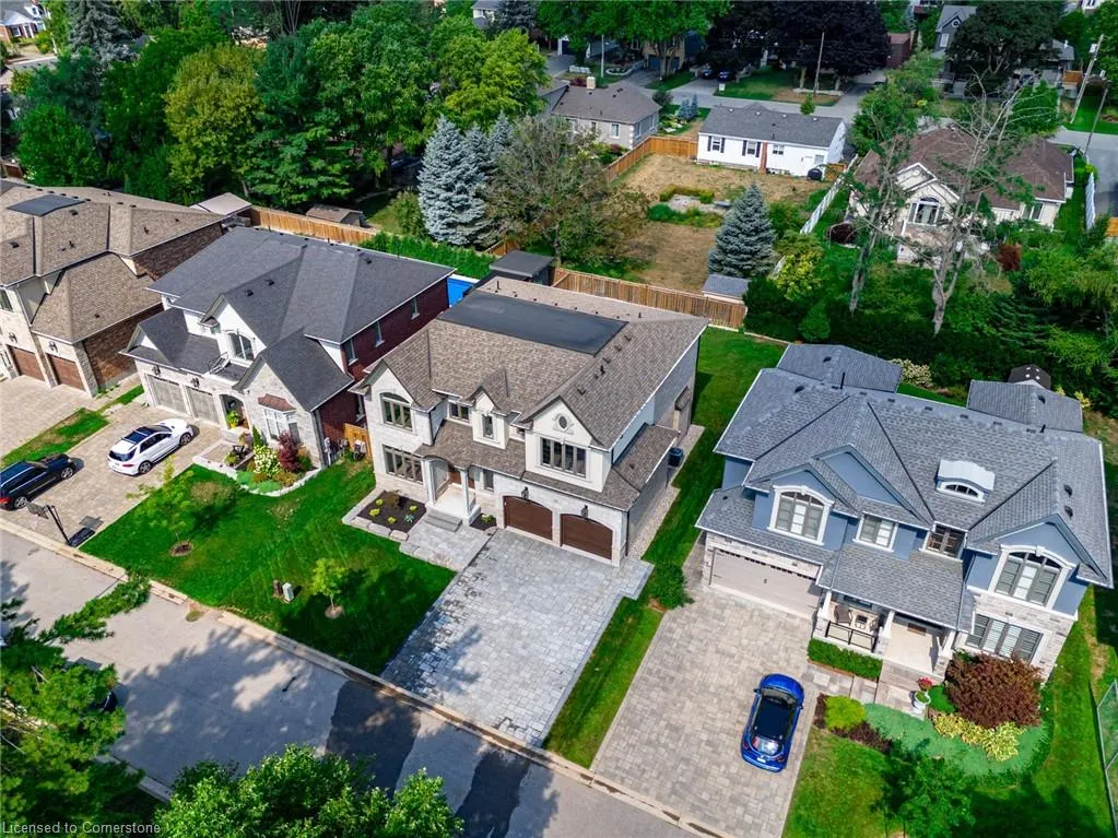31 Bayside Court