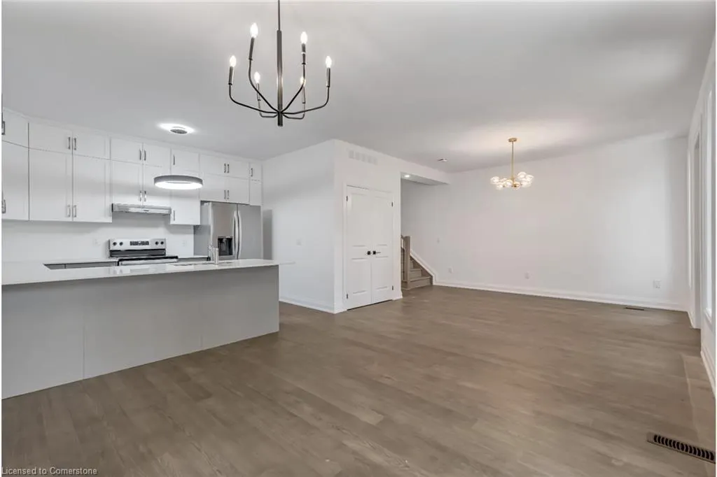 2154 Walkers Line, #5