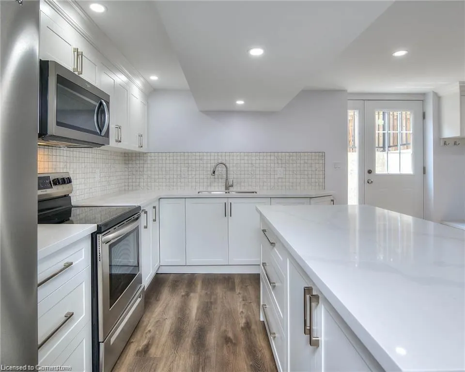 550 Rush Meadow Crescent, #Lower