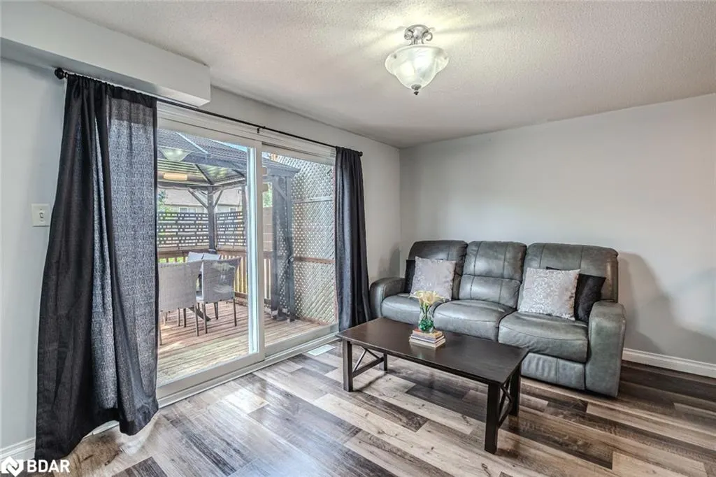 193 Nathan Crescent