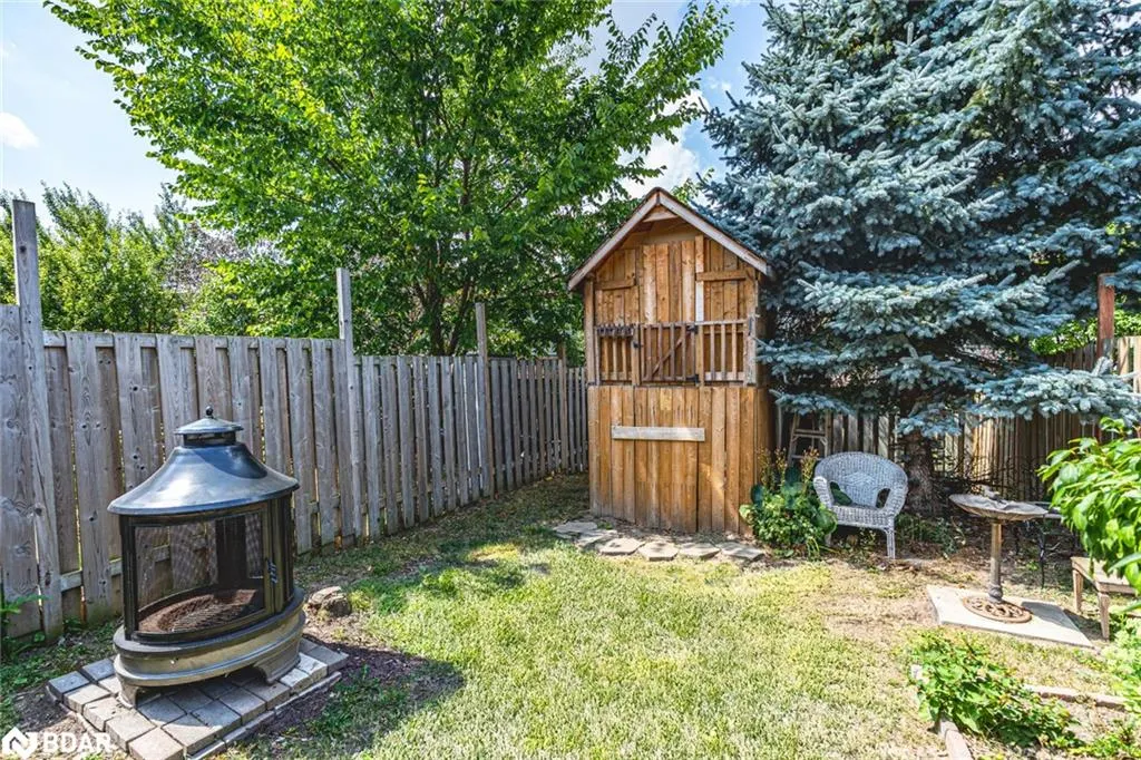 193 Nathan Crescent
