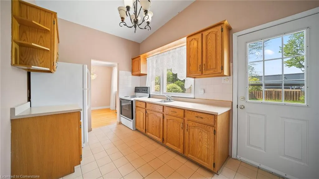 517 Pinegrove Road