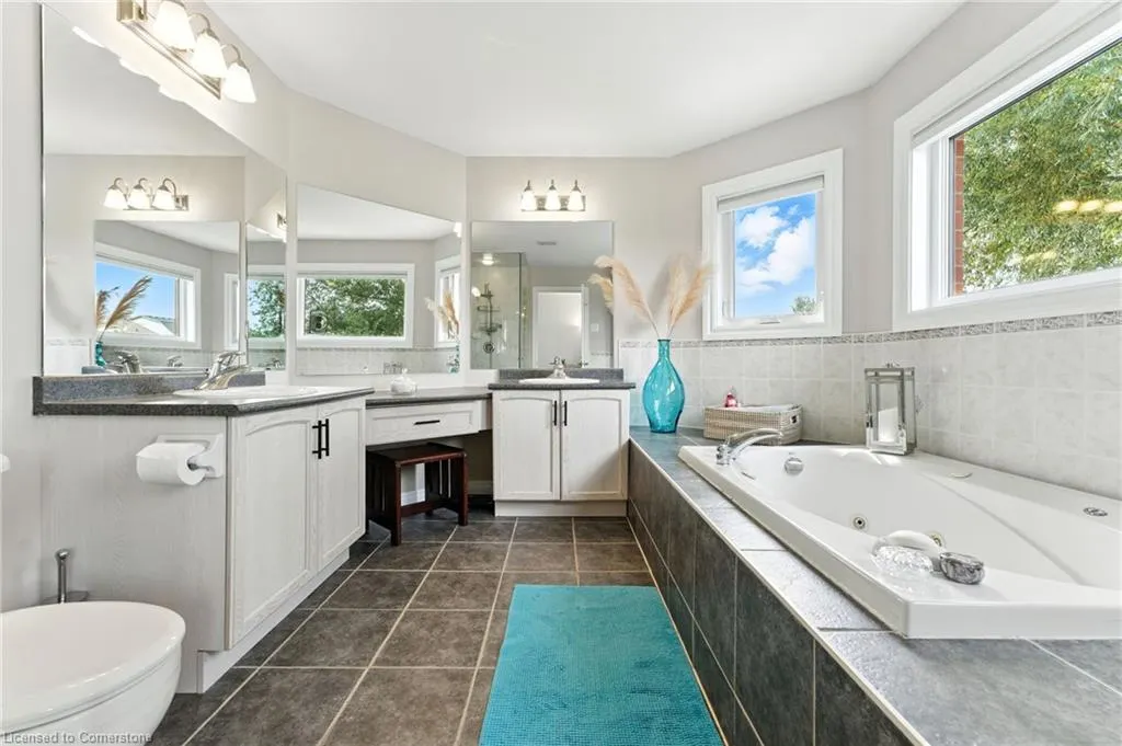 2465 Whistling Springs Crescent