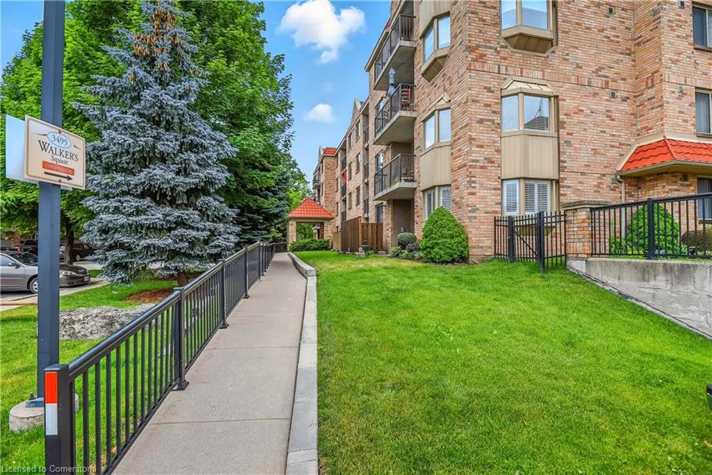 3499 Upper Middle Road, #404