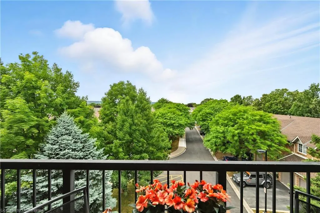 3499 Upper Middle Road, #404