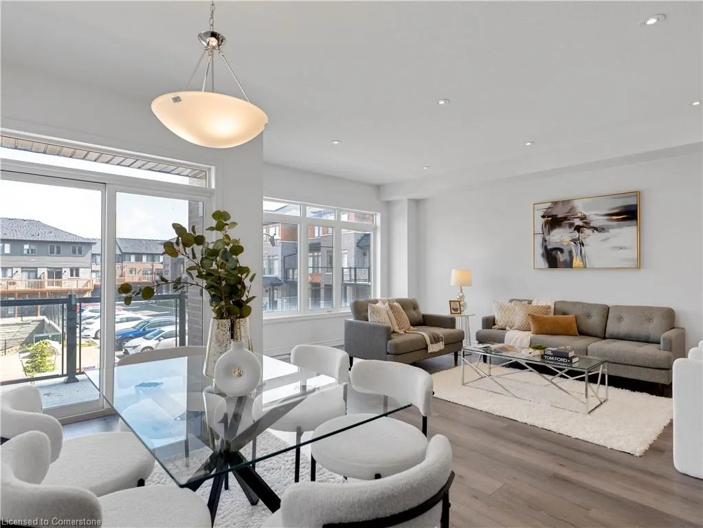 61 Soho Street, #123