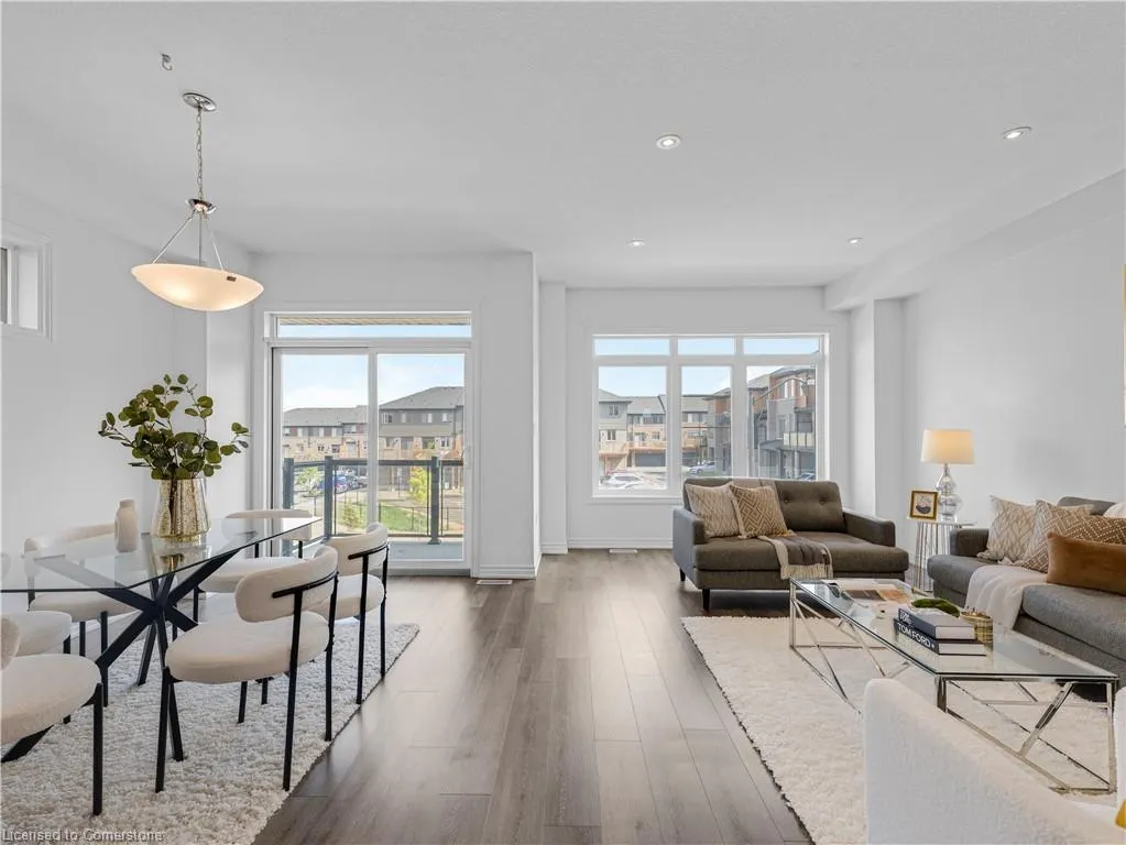 61 Soho Street, #123