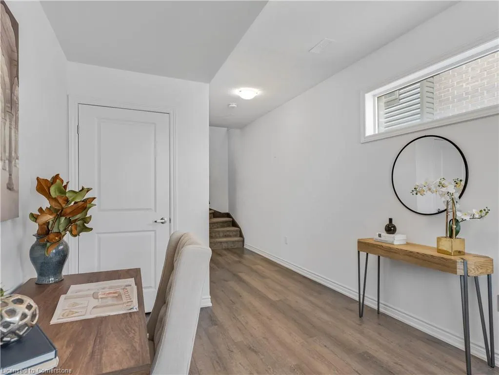 61 Soho Street, #123