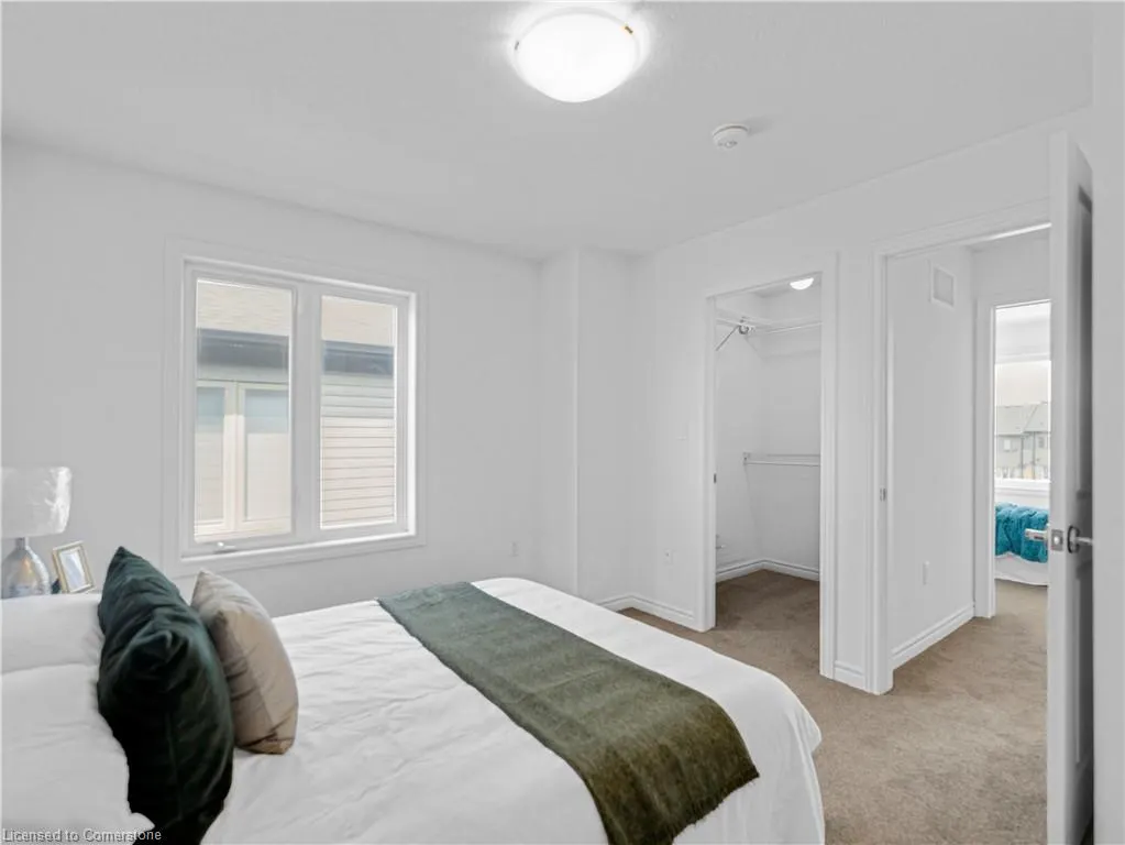 61 Soho Street, #123