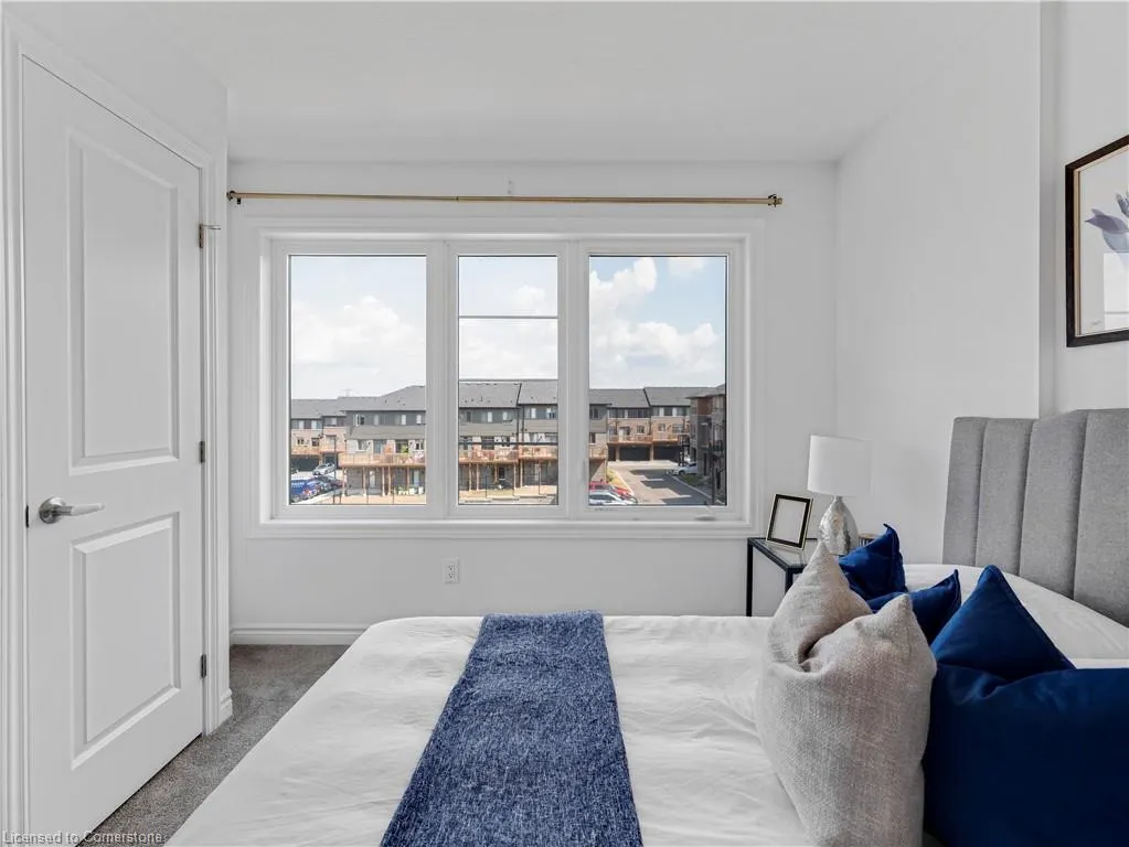 61 Soho Street, #123