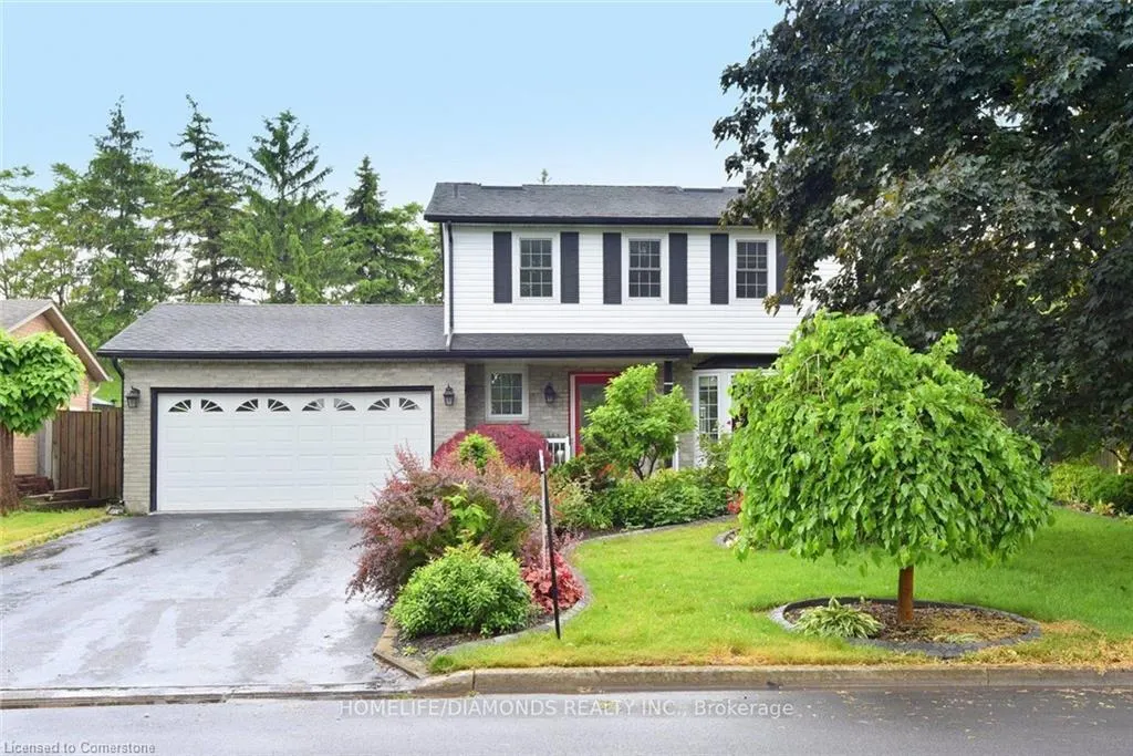 95 Birchpark Drive N