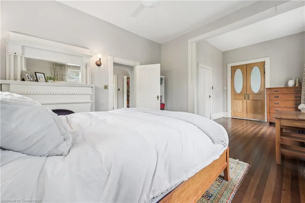 88 William Street W