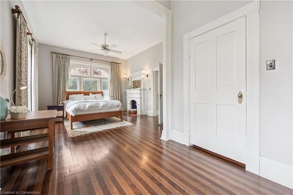 88 William Street W