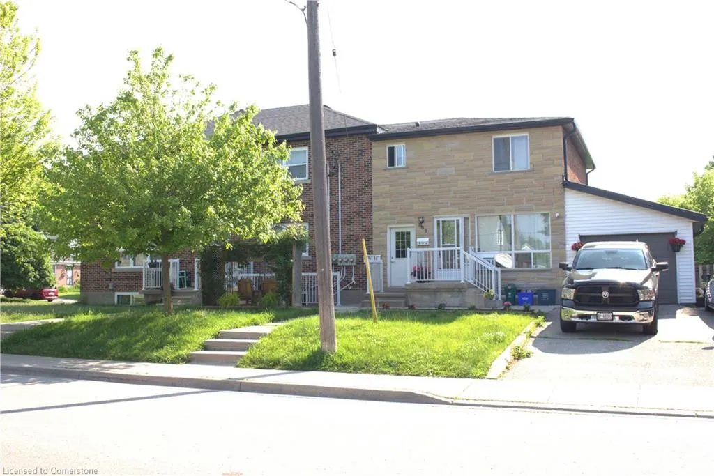 107 Ballantyne Avenue