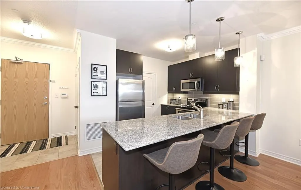 383 Main Street, #112