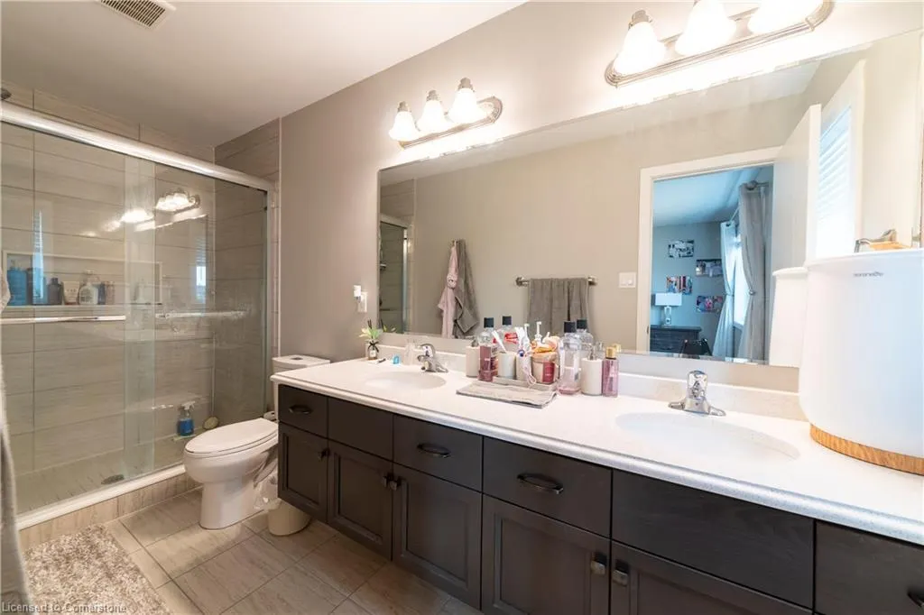 933 Robert Ferrie Drive