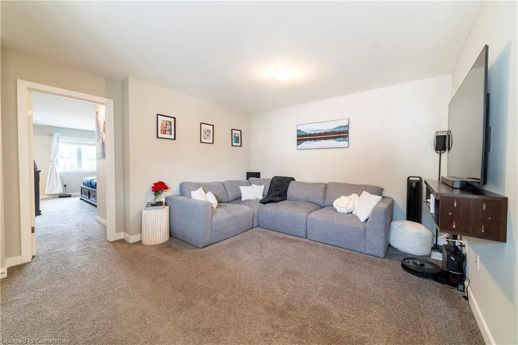 933 Robert Ferrie Drive