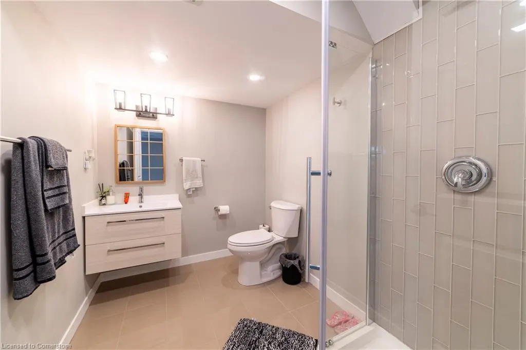 933 Robert Ferrie Drive