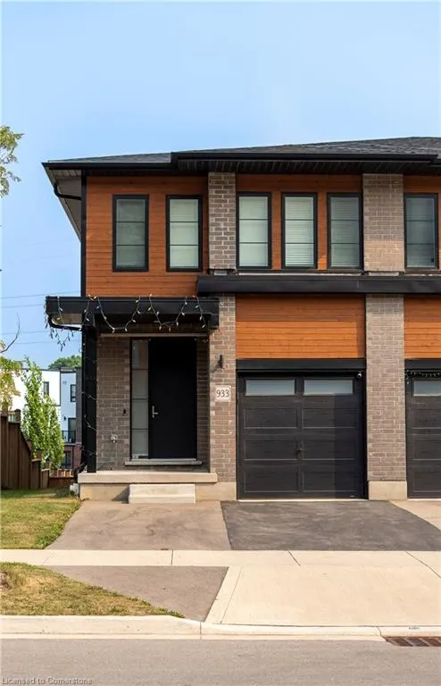 933 Robert Ferrie Drive