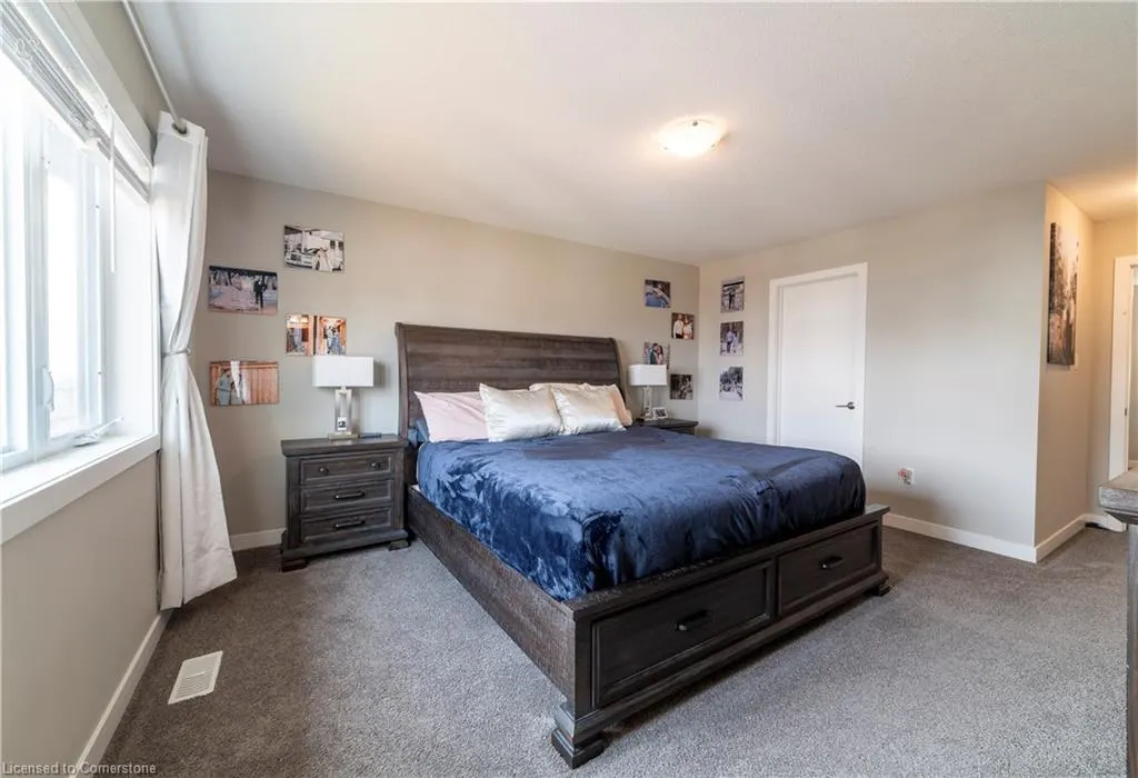 933 Robert Ferrie Drive