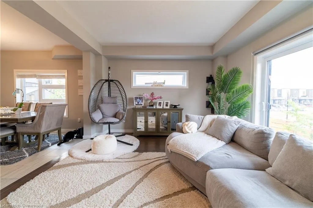 933 Robert Ferrie Drive