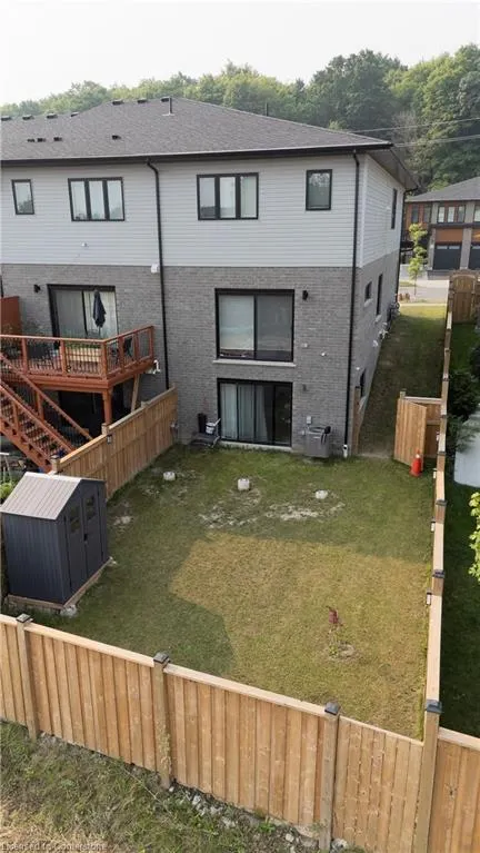 933 Robert Ferrie Drive