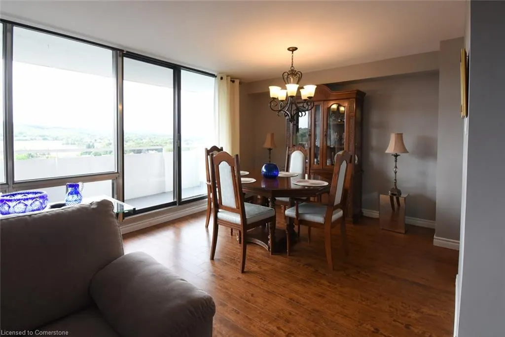 2055 Upper Middle Road, #1610