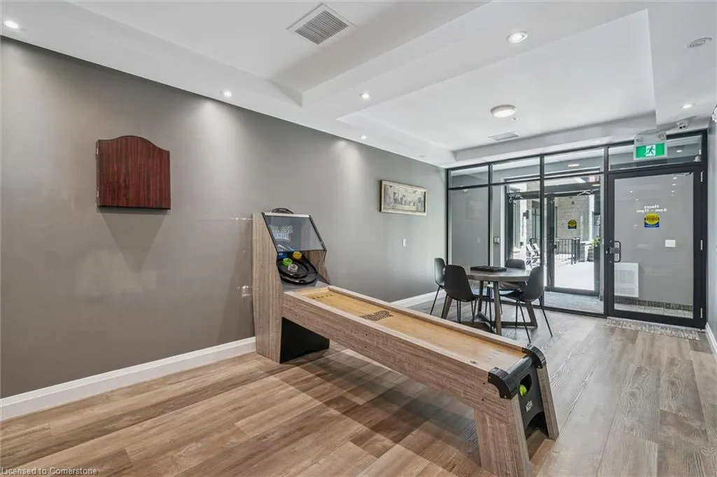 1 Redfern Avenue, #102