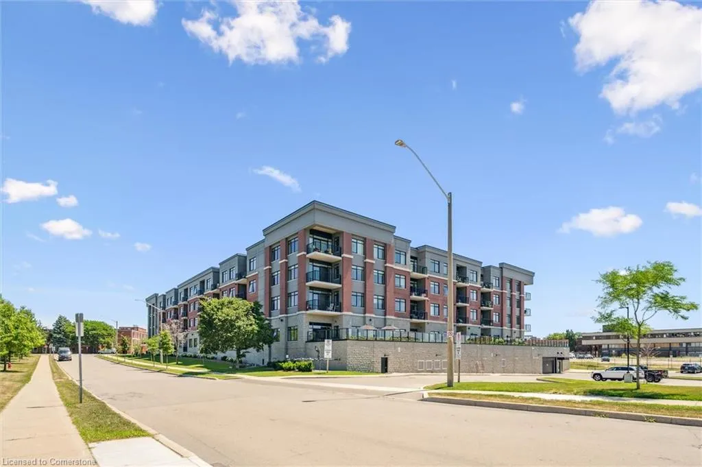 1 Redfern Avenue, #102
