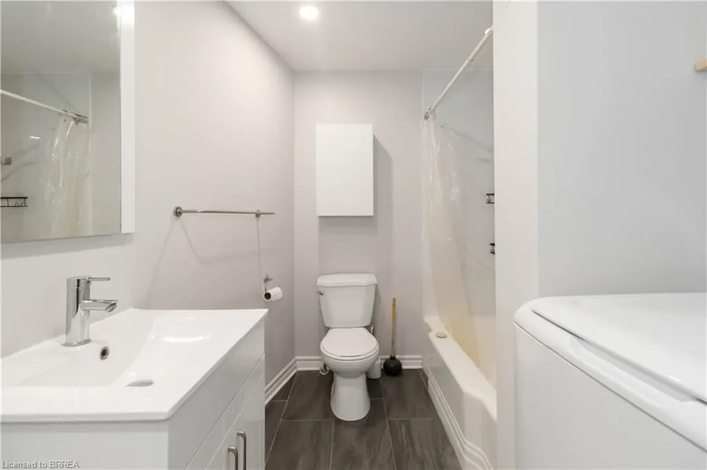 161 Maple Street, #1