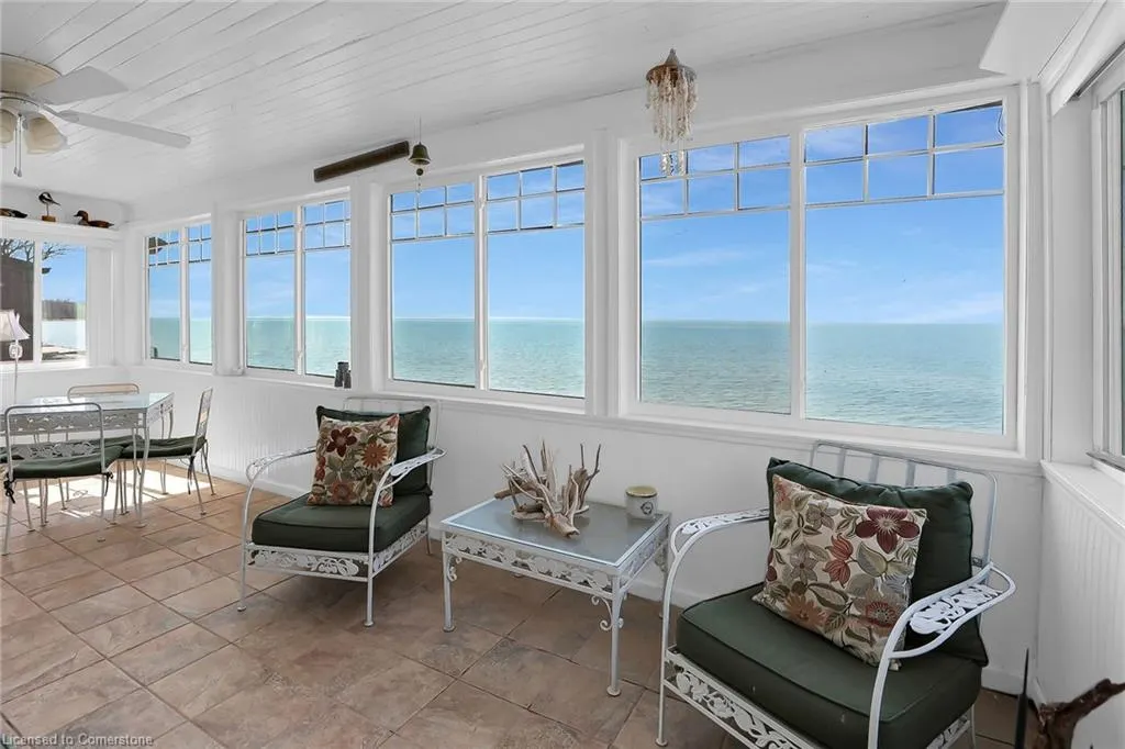 11611 Beach Road W