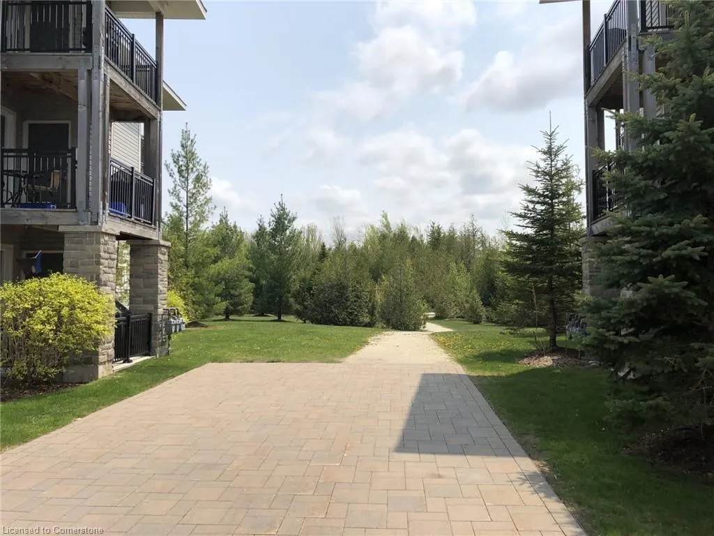 8 Brandy Lane, #302