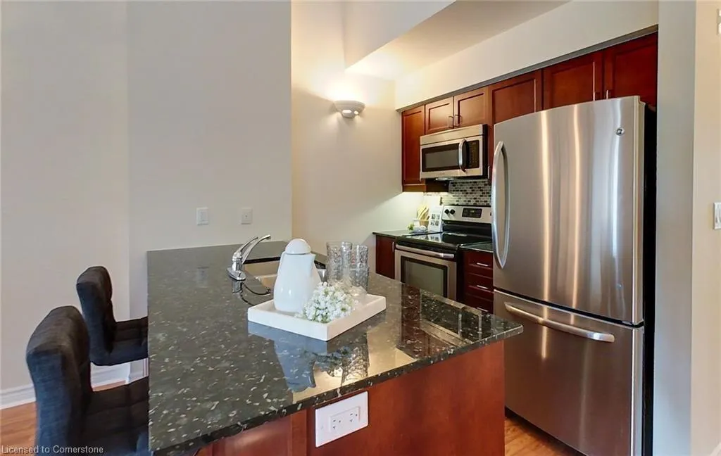 8 Brandy Lane, #302