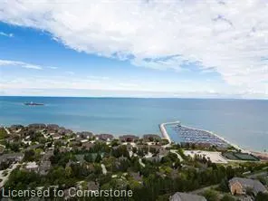 8 Brandy Lane, #302