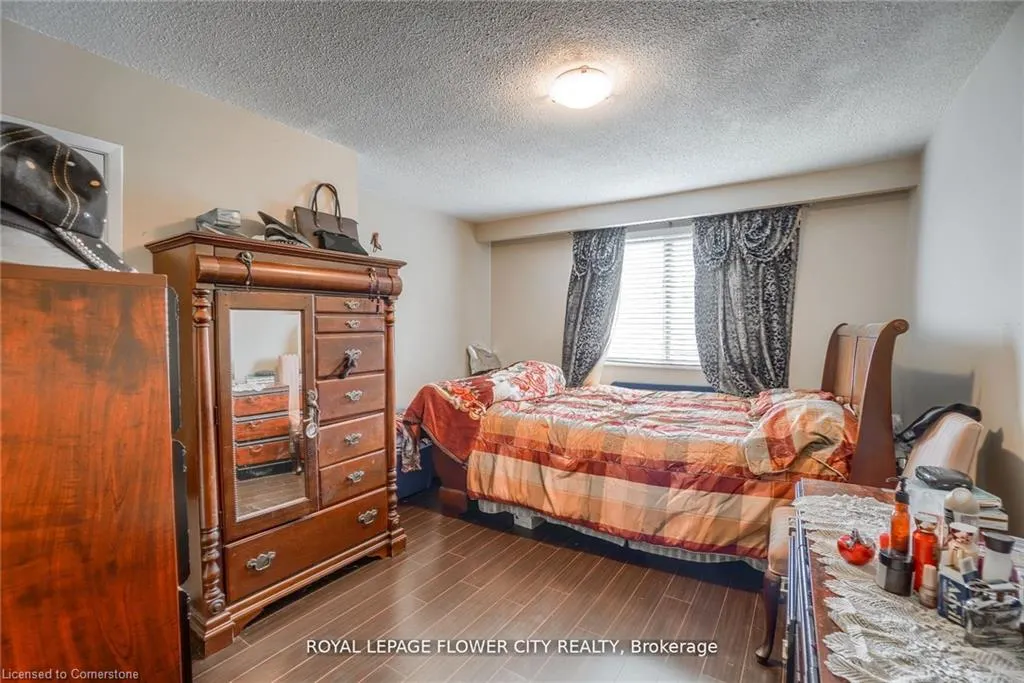 7475 Goreway Drive, #49
