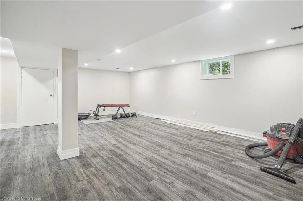 38 Viewpoint Avenue, #1