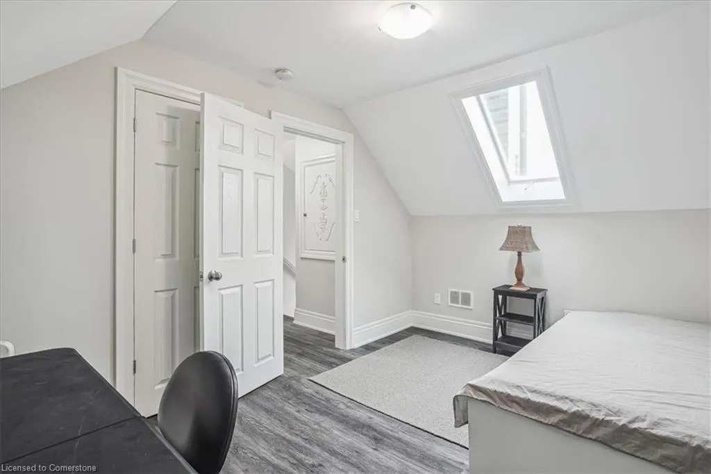 38 Viewpoint Avenue, #1