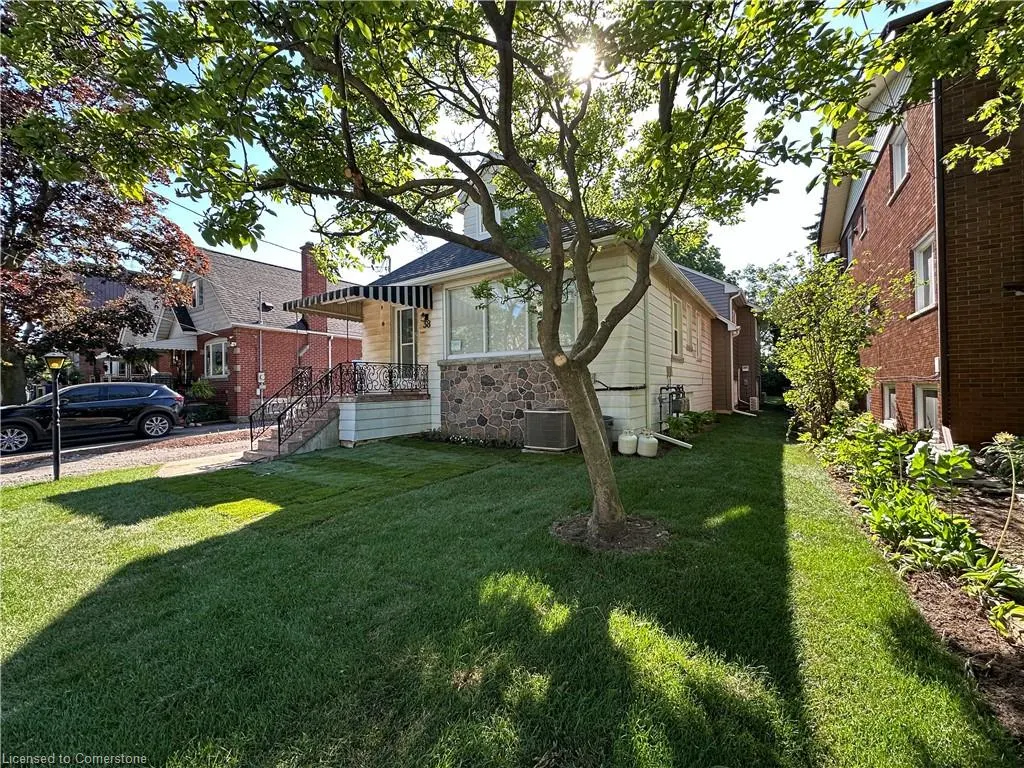 38 Viewpoint Avenue, #1