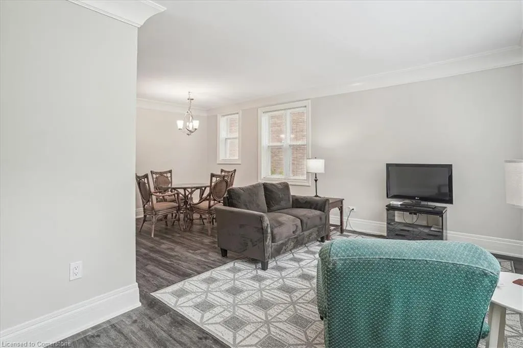 38 Viewpoint Avenue, #1