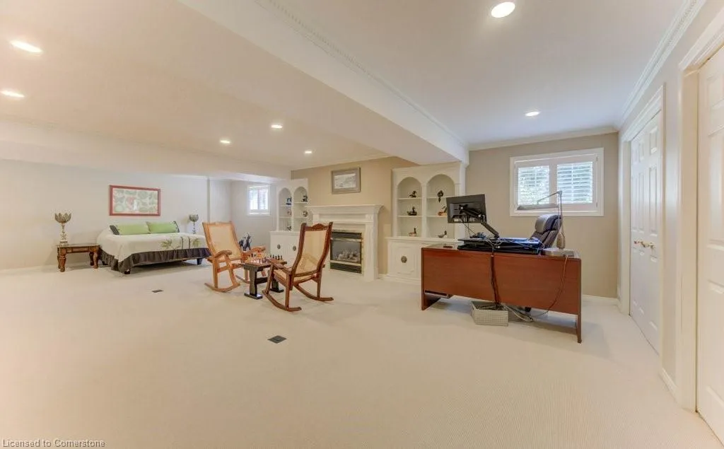 369 George Street N, #3