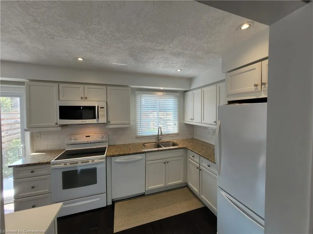 3049 Glencrest Road, #27