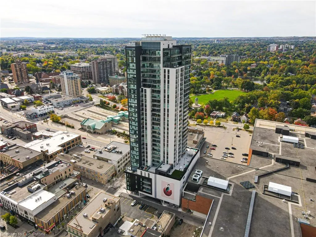 60 Charles Street W, #1104