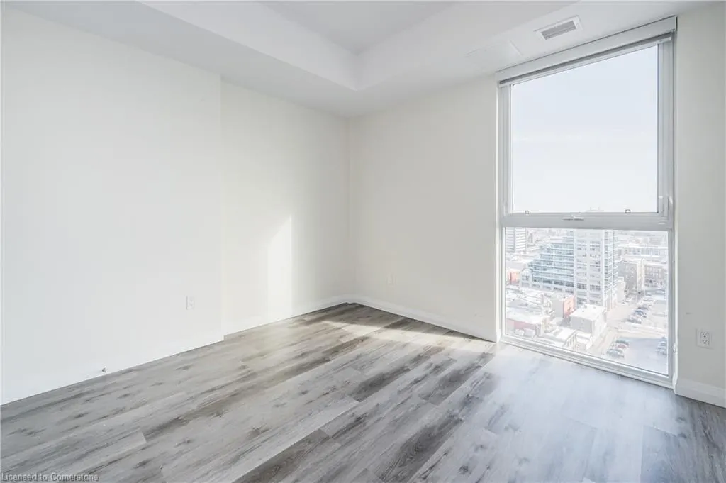 60 Charles Street W, #1104