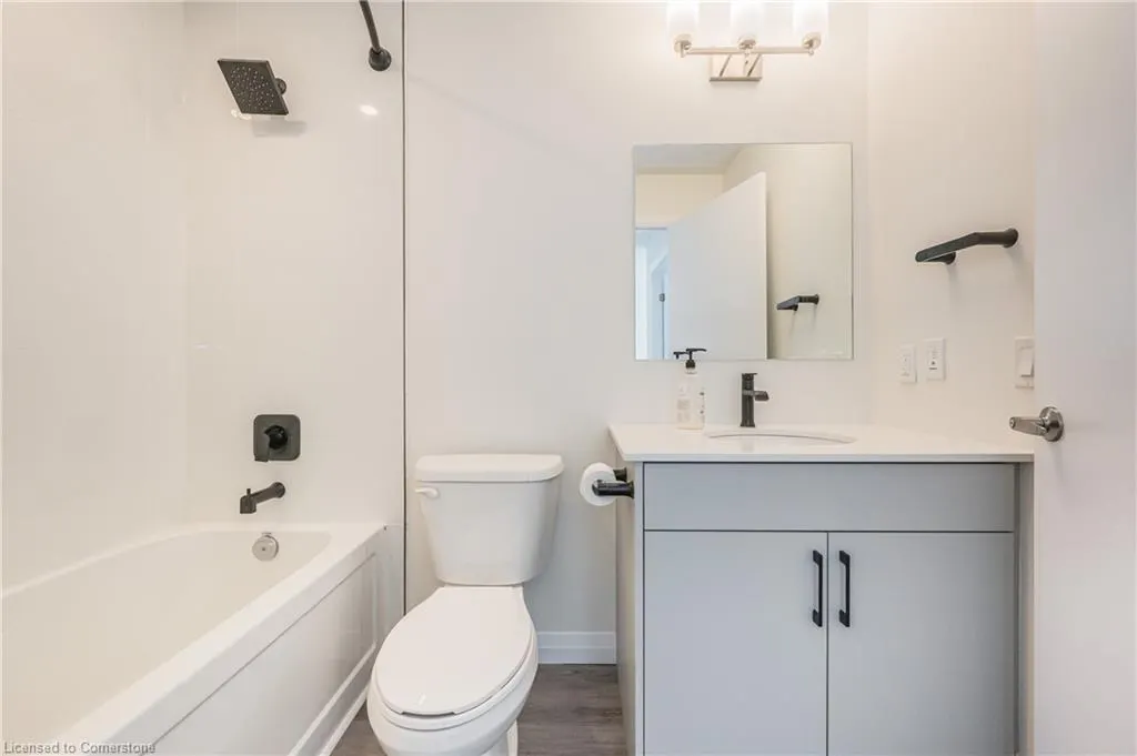 60 Charles Street W, #1104
