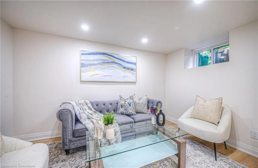 76 Ravine Drive
