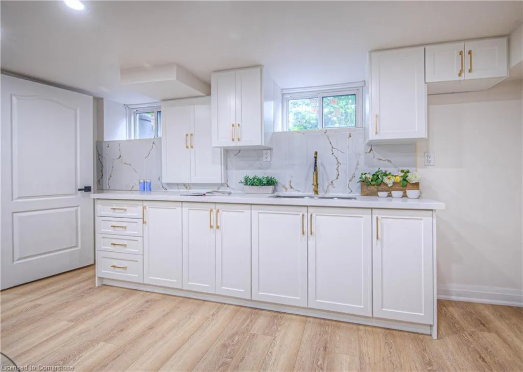 76 Ravine Drive