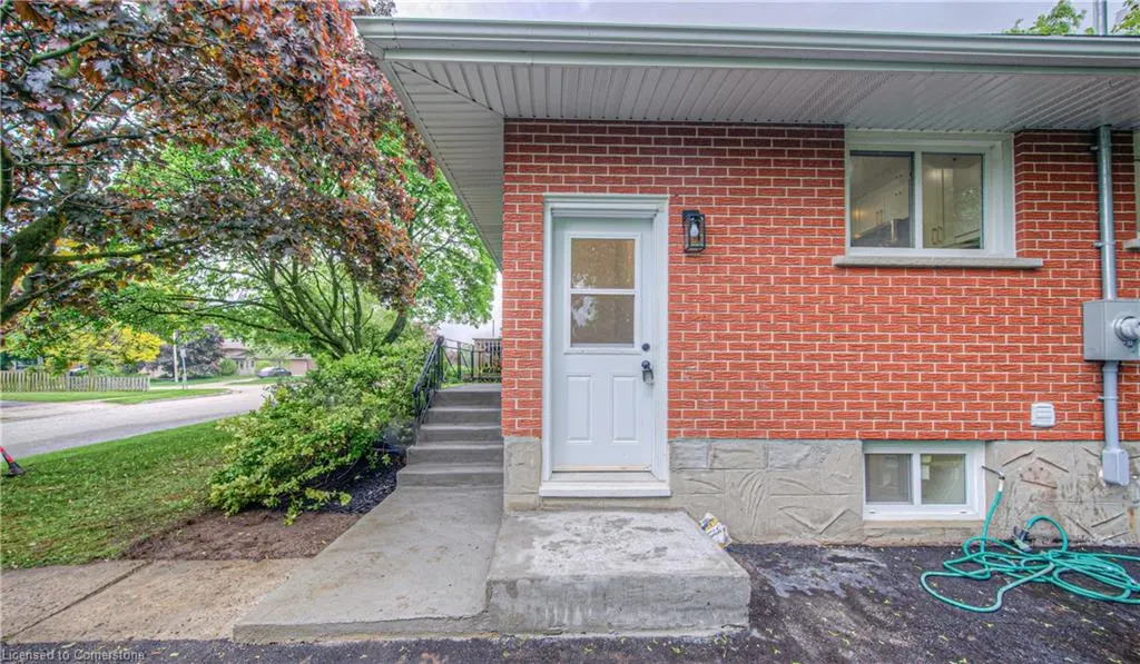 76 Ravine Drive